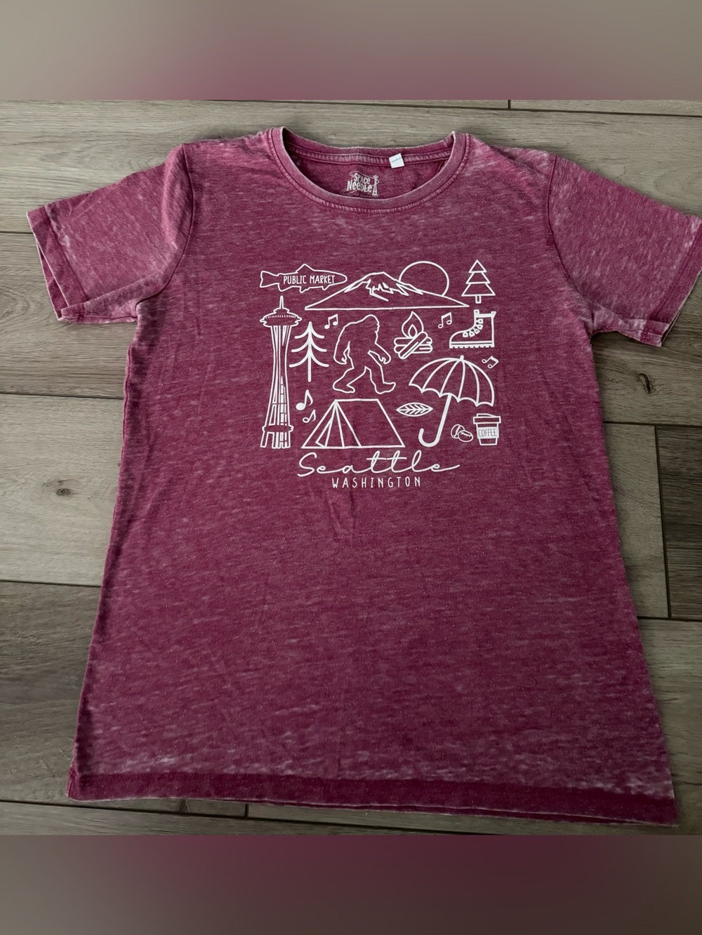 Seattle Graphic Tee - Maroon